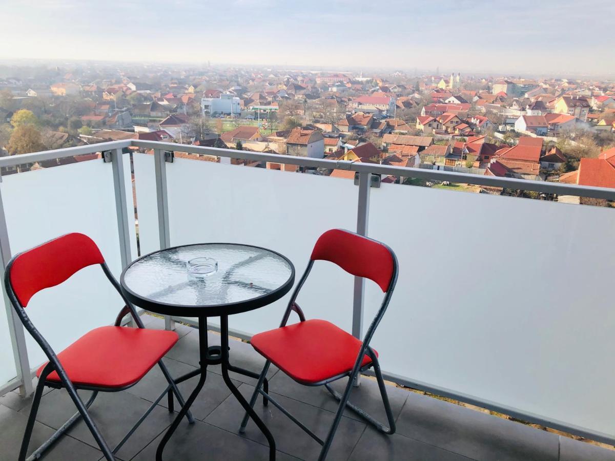 Apartament Denissia Орадеа Екстериор снимка